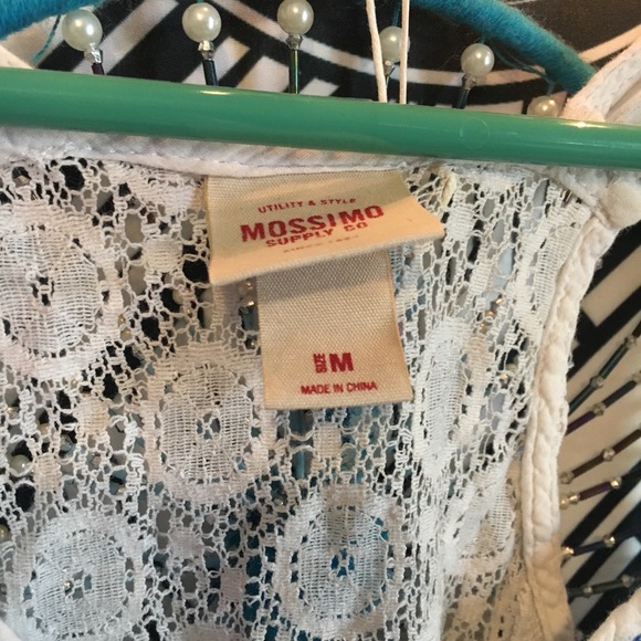 Mossimo tank top - Picture 3 of 4